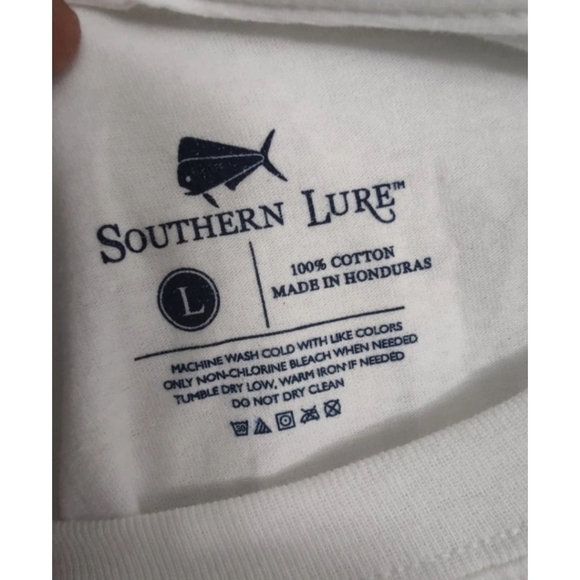Southern‎ Lure Mens Size Large TShirt Crab Shack Graphic White - Picture 3 of 6